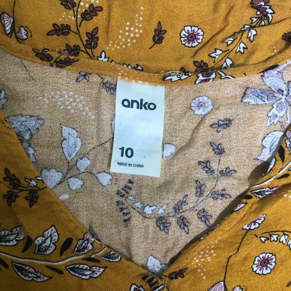 Deep yellow floral top with cross-over front - Picture 7 of 7